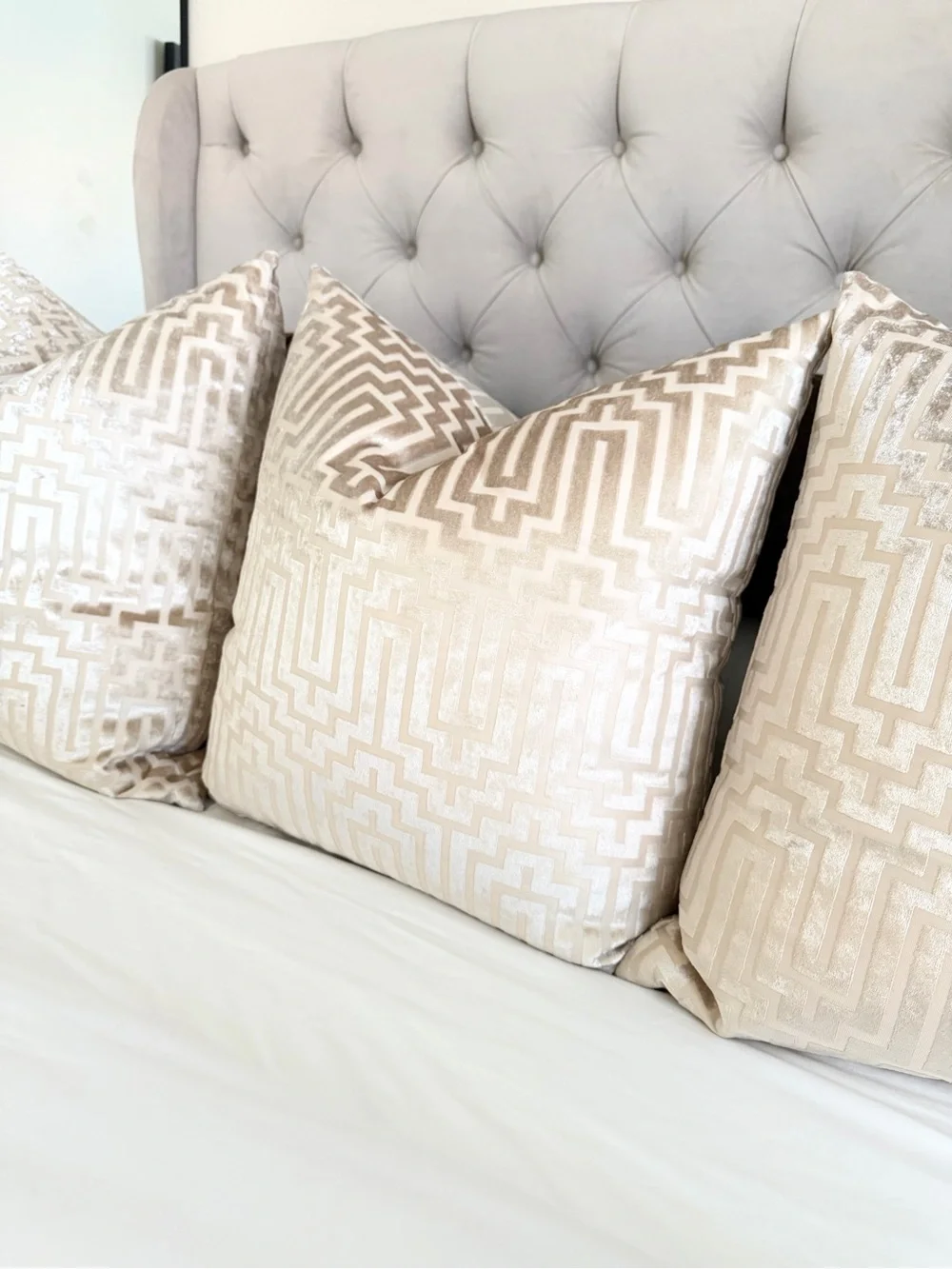 Z Gallerie Porter Pillow 24” Soft Gold Velvet Art Deco Pillow Cover